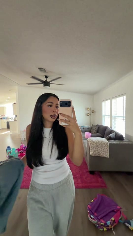 Post 1 by veewzyz_ on TikTok (video)