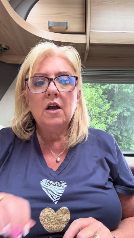 Post 6 by Bevlaaa on TikTok (video)