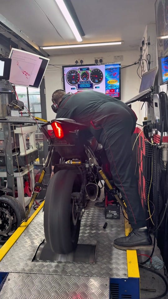 Post 10 by 🇷🇴Art Dyno&Suspension💪 🇬🇧 on TikTok (video)