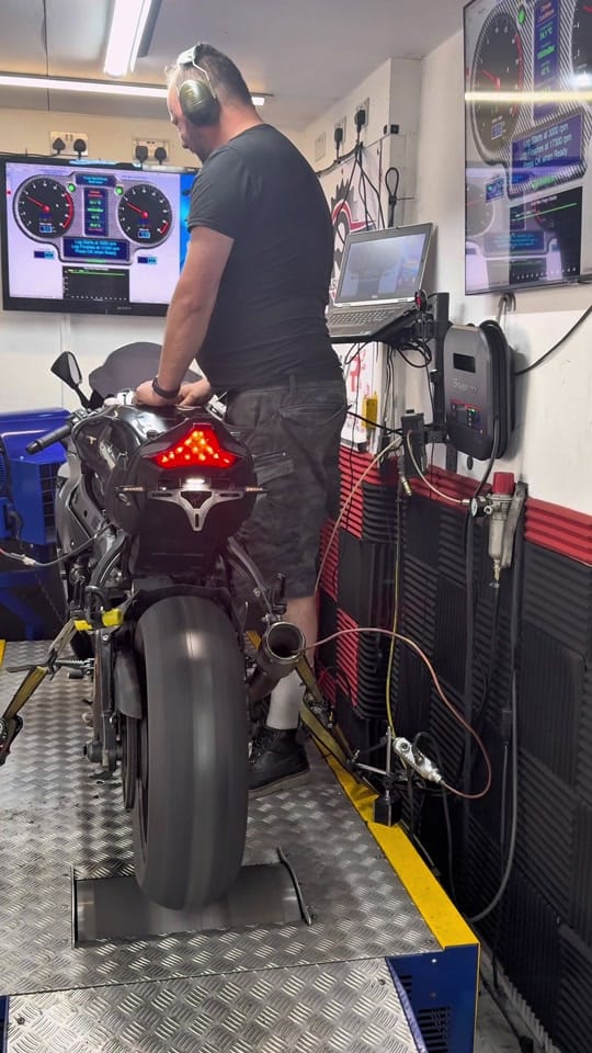 Post 8 by 🇷🇴Art Dyno&Suspension💪 🇬🇧 on TikTok (video)