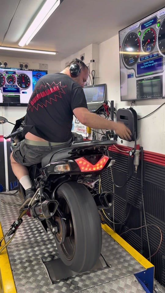 Post 9 by 🇷🇴Art Dyno&Suspension💪 🇬🇧 on TikTok (video)