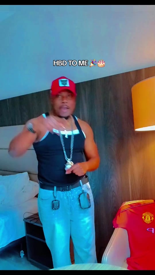 Post 2 by 𝐃𝐢𝐃 𝐊𝐚𝐯𝐚 on TikTok (video)