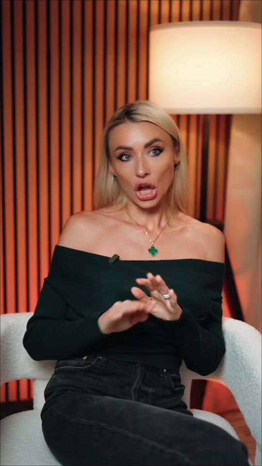 Post 2 by Katya Molina on TikTok (video)
