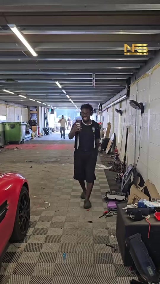 Post 6 by NFS CUSTOMS Wrapping/Tinting on TikTok (video)