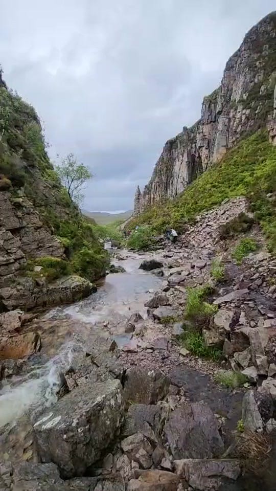 Post 4 by Easicampers UK on TikTok (video)