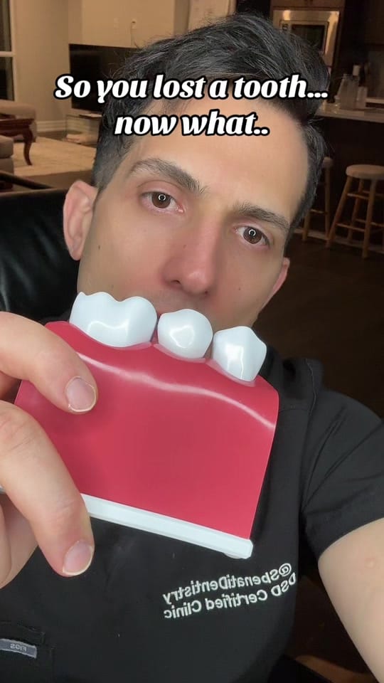 Post 10 by Cosmetic Dentist on TikTok (video)