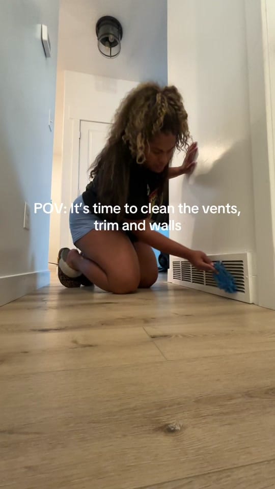 Post 3 by Edenlee R on TikTok (video)