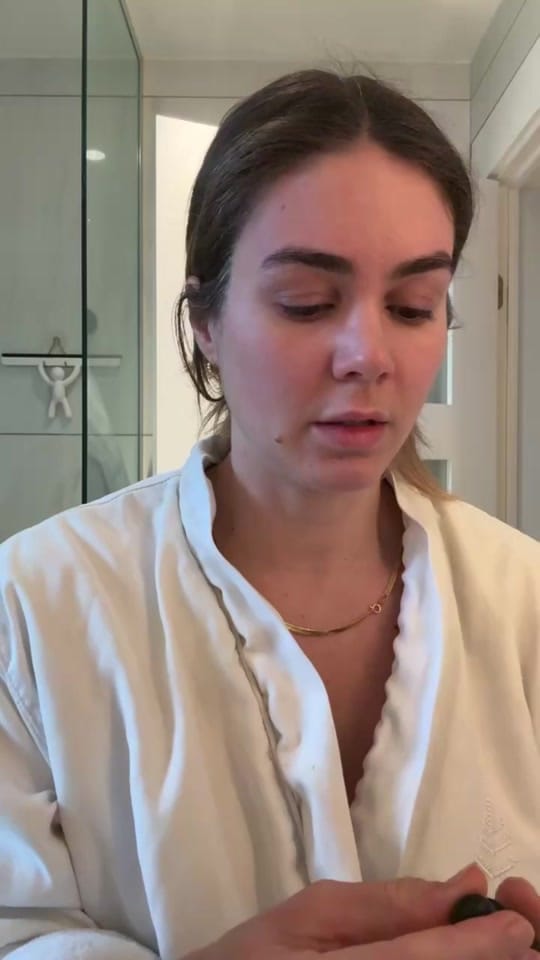 Post 9 by Skincare & Healthy lifestyle on TikTok (video)