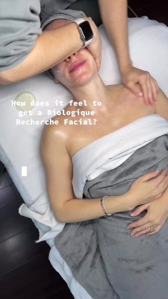 Post 7 by Skincare & Healthy lifestyle on TikTok (video)