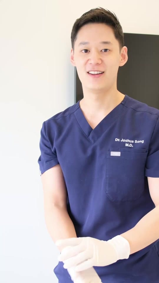 Post 1 by Dr.Song on TikTok (video)