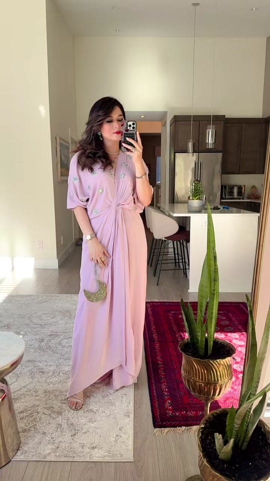 Post 3 by SOHA.CHANGEZI on TikTok (video)