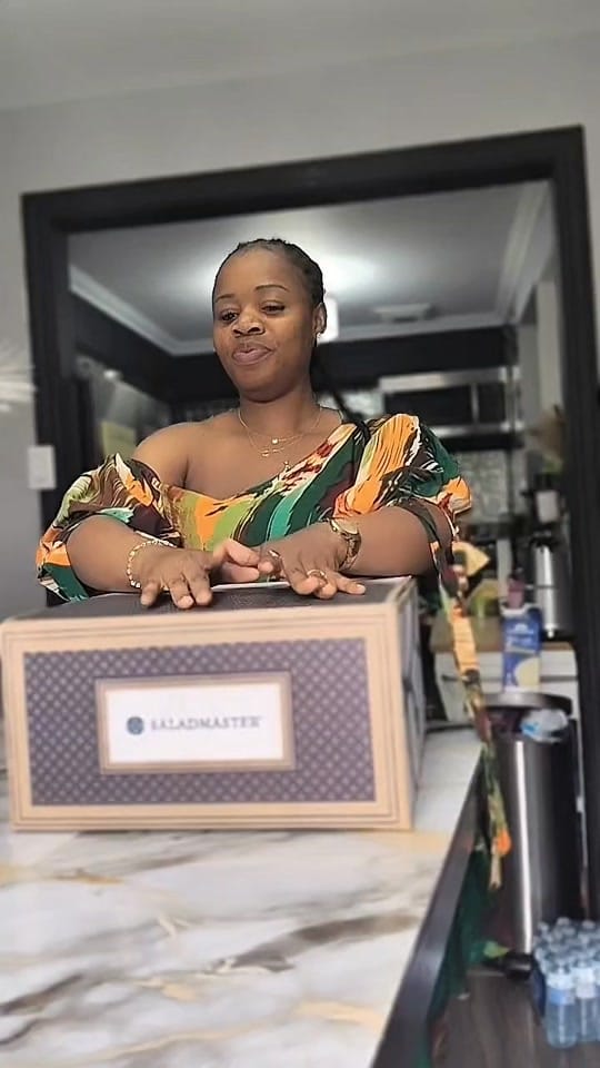 Post 2 by Sandy of Canada 🇨🇦 on TikTok (video)