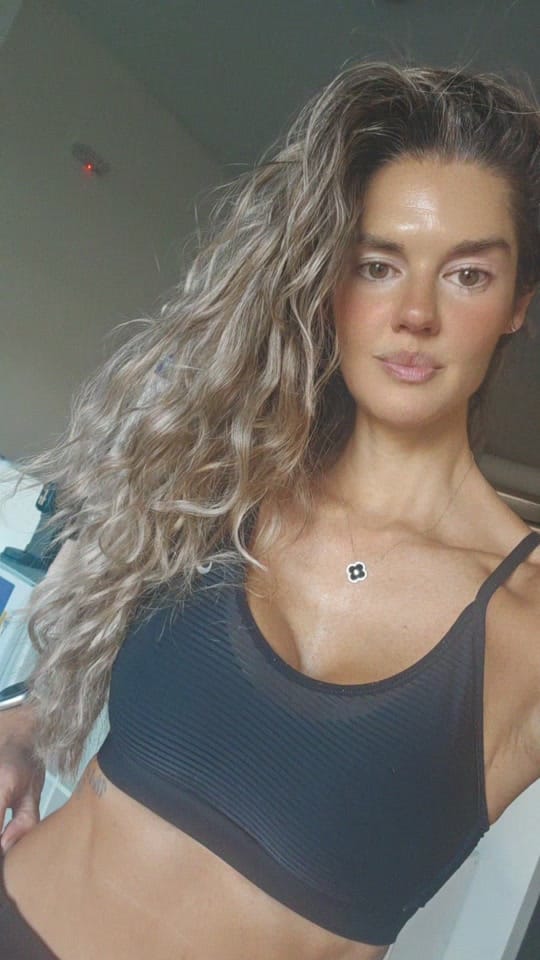 Post 9 by Lara Collette on TikTok (video)