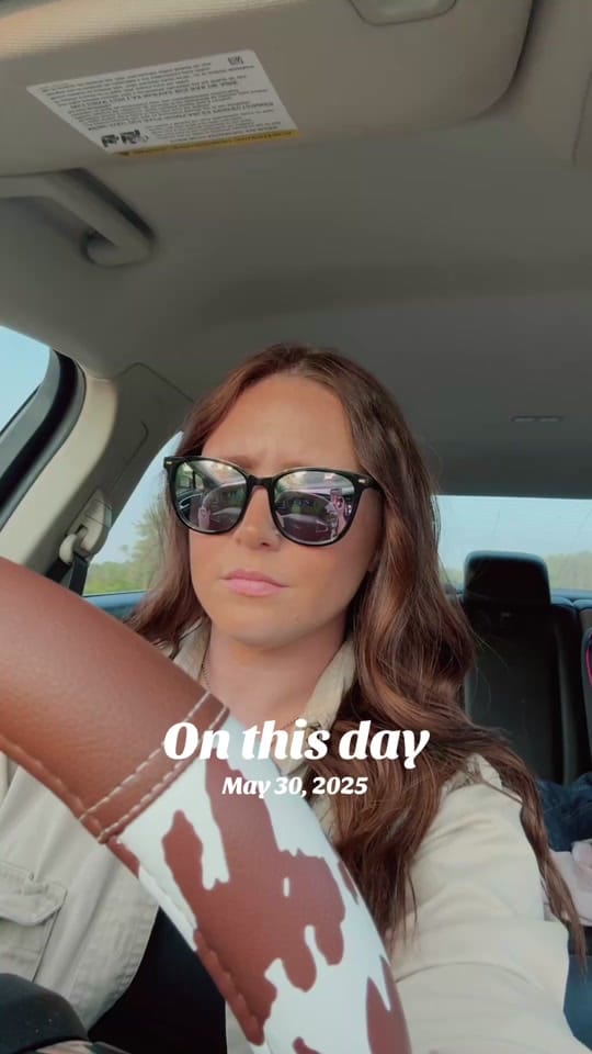 Post 7 by Katlin Farris | Photographer | on TikTok (video)
