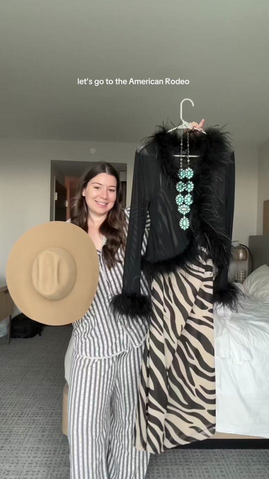 Post 9 by Lauren Ashleigh Neumann on TikTok (video)