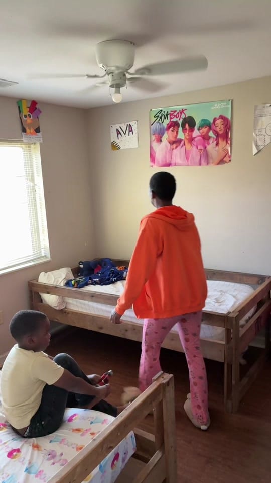 Post 6 by jennyyy.bennyyy on TikTok (video)
