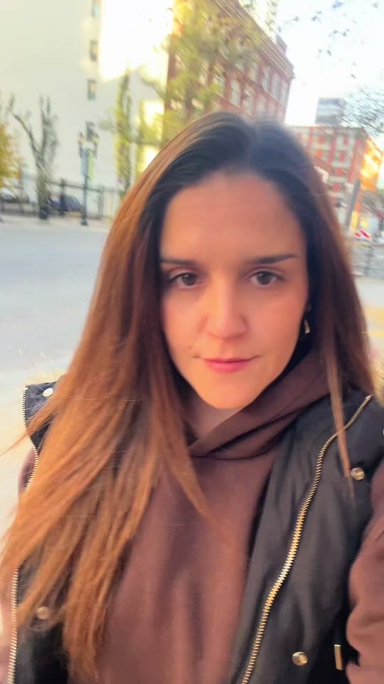 Post 10 by Cris | Spaniard in 🇨🇦 on TikTok (video)