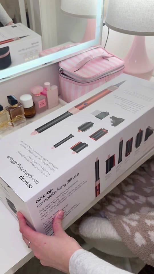 Post 10 by LEXA SMITH | beauty & hair on TikTok (video)