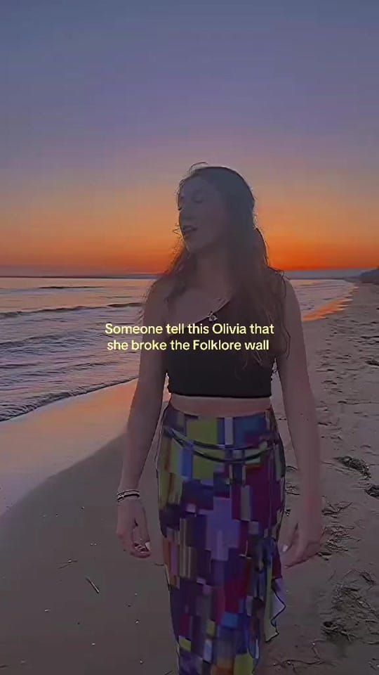 Post 2 by Lexi Cosentino🇨🇦 on TikTok (video)