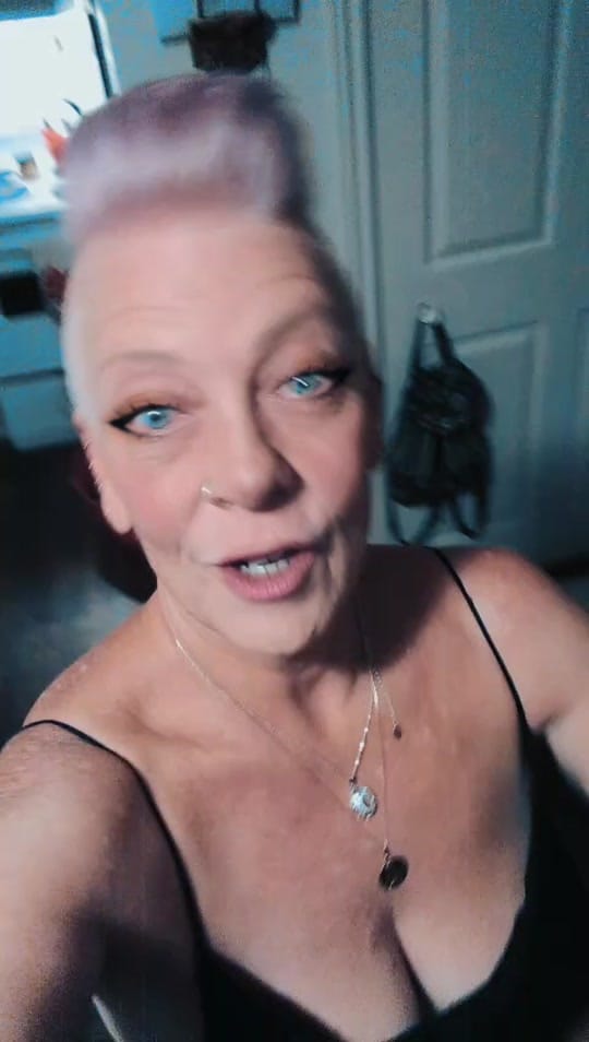 Post 9 by Amber_Rose1969 on TikTok (video)