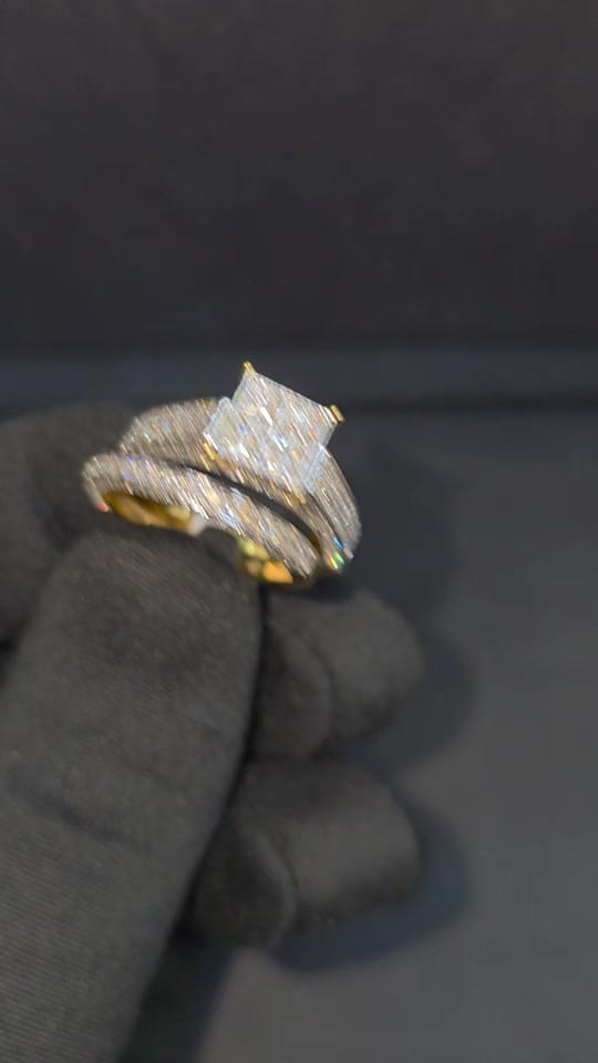 Post 8 by AZTorontoJewellery on TikTok (video)