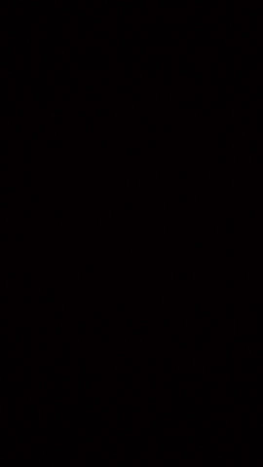 Post 2 by Laura on TikTok (video)