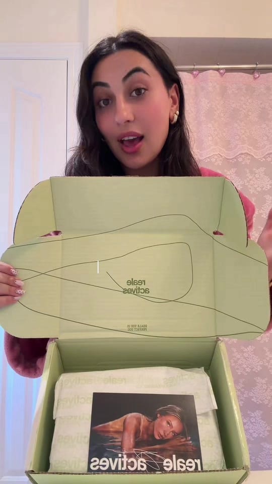 Post 7 by Sofia Perez🤍 on TikTok (video)