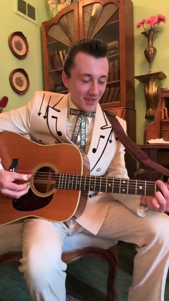 Post 5 by Jake Vaadeland on TikTok (video)
