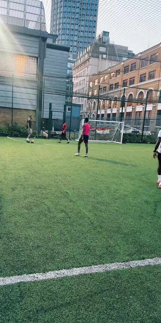 Post 2 by Giulia on TikTok (video)