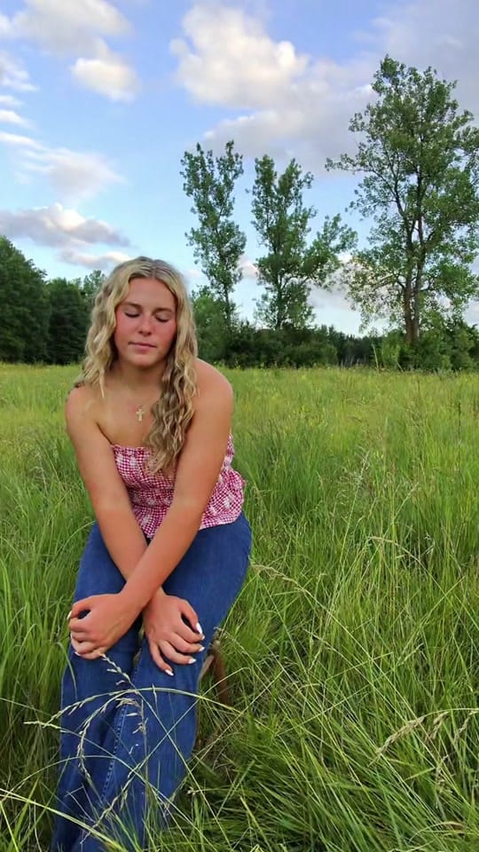 Post 6 by Madison | Photographer on TikTok (video)
