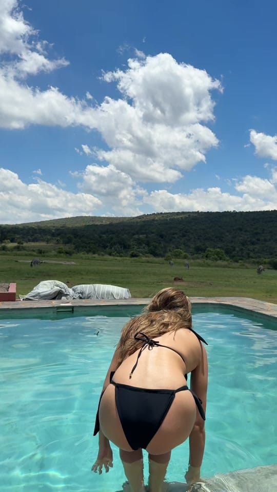 Post 3 by Sophieburrowsphotog on TikTok (video)
