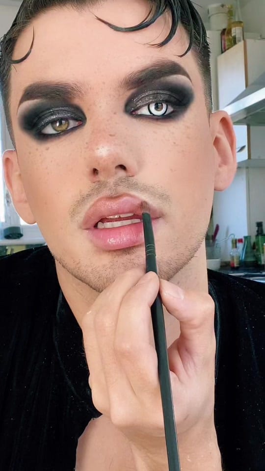 Post 6 by David Oldenburg on TikTok (video)