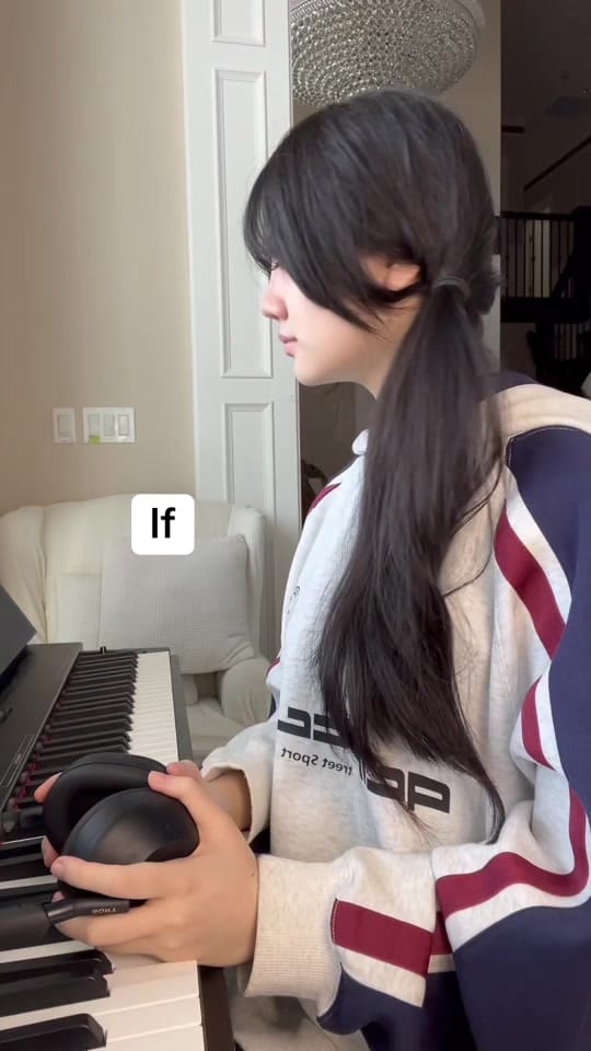 Post 2 by VCPiano on TikTok (video)