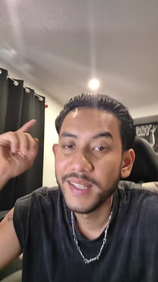 Post 5 by Illumboi on TikTok (video)