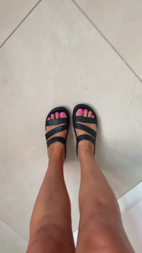 Post 6 by Claudia 👱‍♀️🎀✨ on TikTok (video)