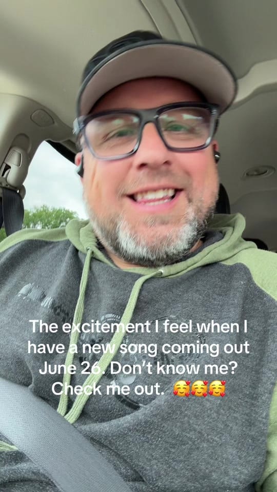 Post 1 by Darryl Anderson Music on TikTok (video)