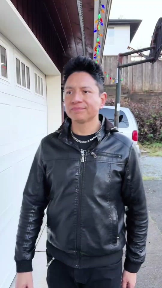 Post 4 by The Veer Union on TikTok (video)