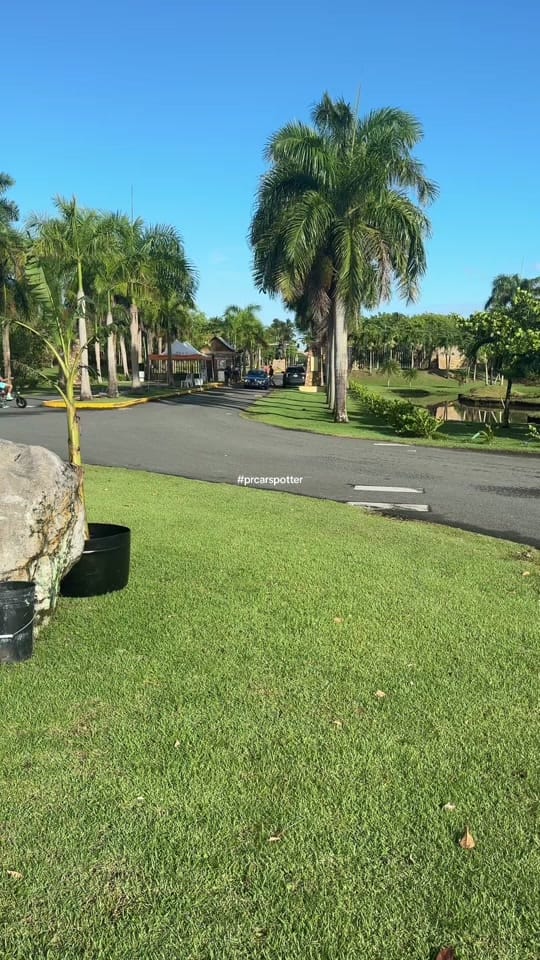 Post 3 by PR Car Spotter - Rafael Pérez on TikTok (video)