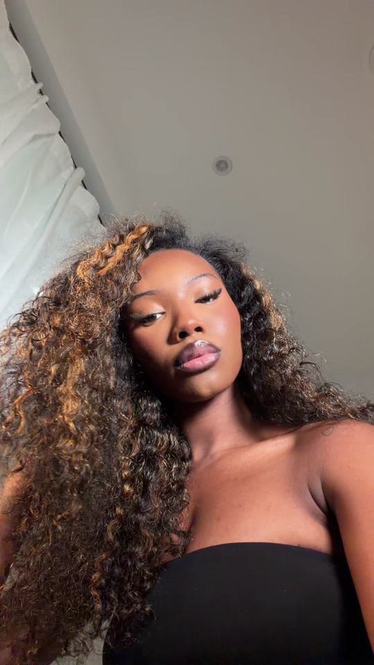 Post 8 by Ayo Fierce on TikTok (video)