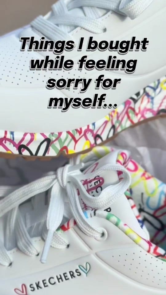 Post 1 by Kat Henry on TikTok (video)