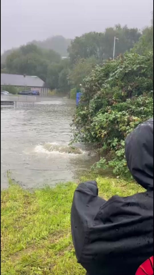 Post 2 by Lee Griffiths on TikTok (video)