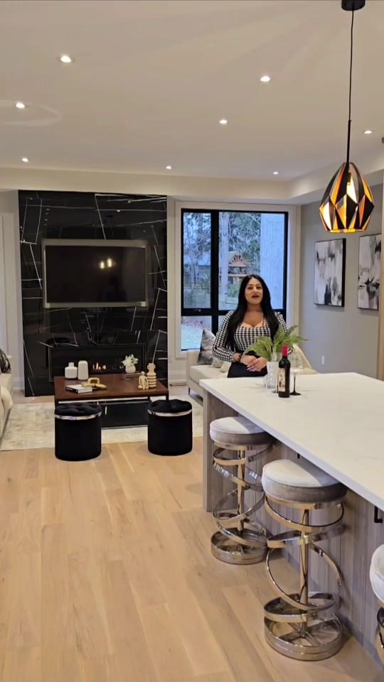 Post 7 by Realtor Preeti on TikTok (video)