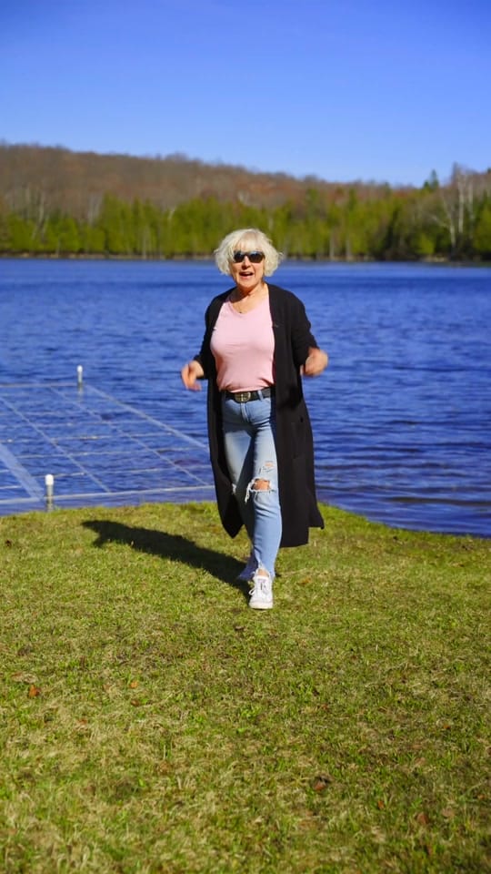 Post 6 by 🇨🇦 Emma Kearns on TikTok (video)