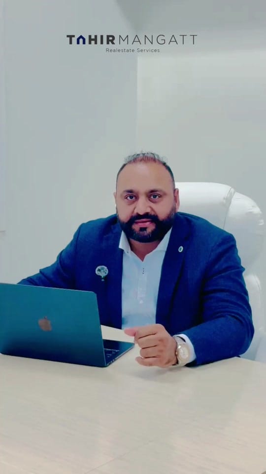 Post 10 by Tahir Mangatt on TikTok (video)