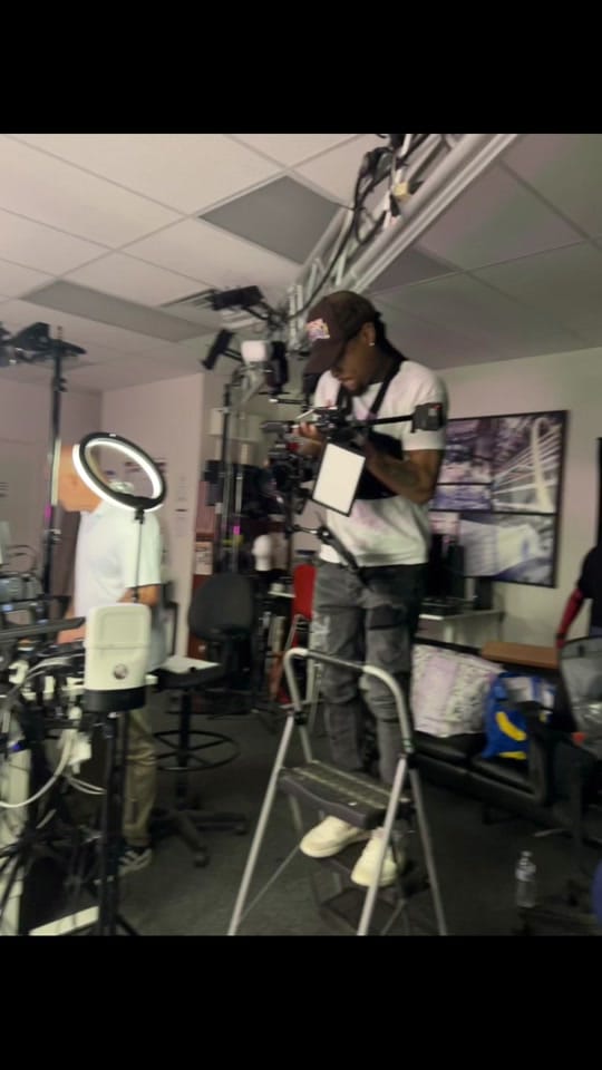 Post 7 by Delly MRIOB on TikTok (video)