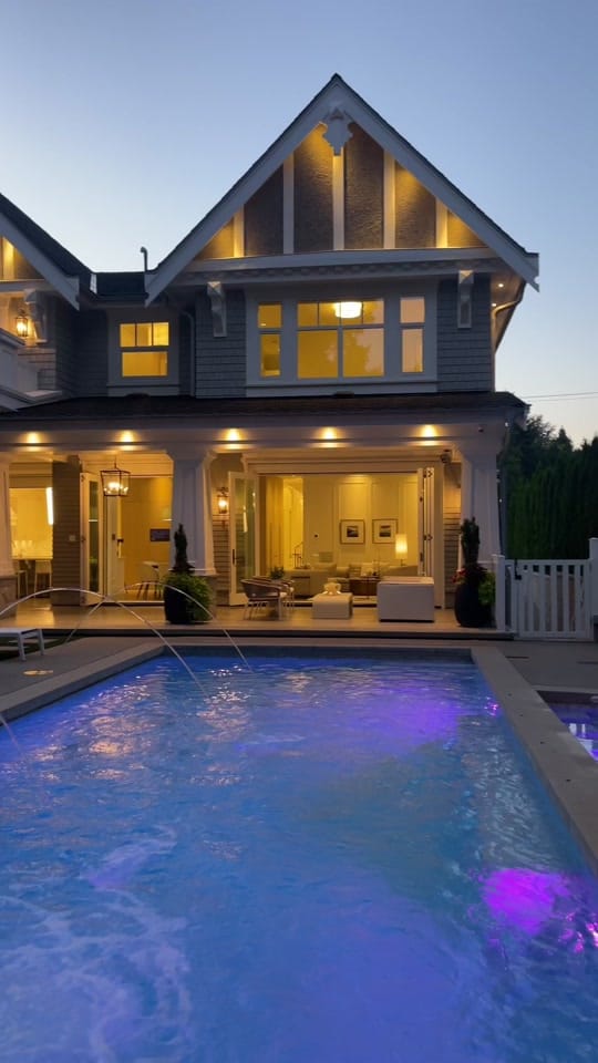 Post 9 by VANCOUVER HOUSES on TikTok (video)