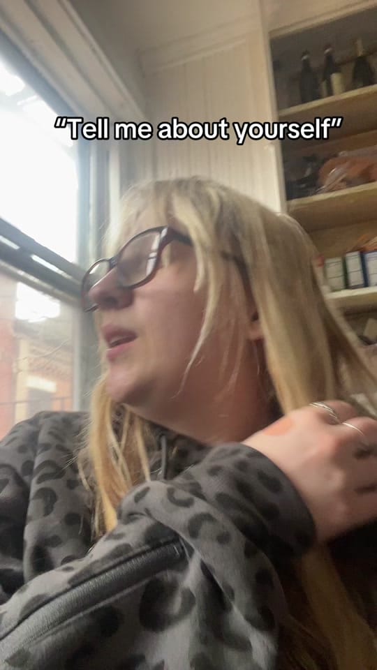 Post 6 by Ariana Perez on TikTok (video)