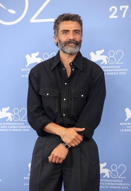 Post 4 by Oscar Isaac on TikTok (video)
