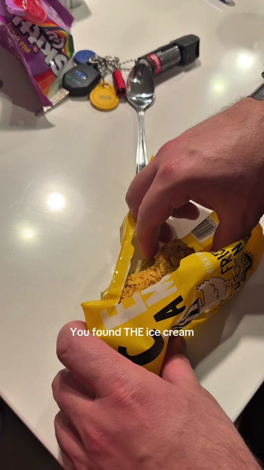 Post 2 by alex spam account on TikTok (video)