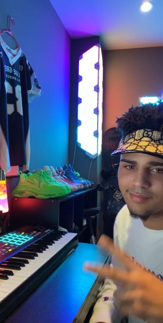 Post 10 by Gio Franklin on TikTok (video)
